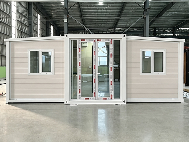 Double wing folding expansion house