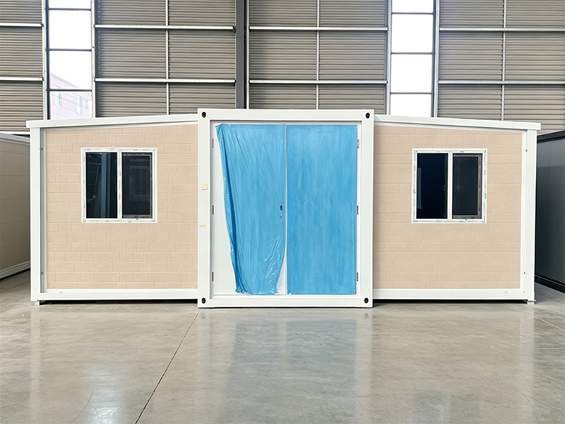 20-foot expandable container house 18