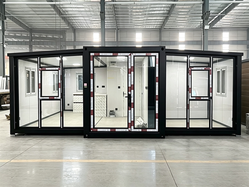 20-foot expandable container house 22