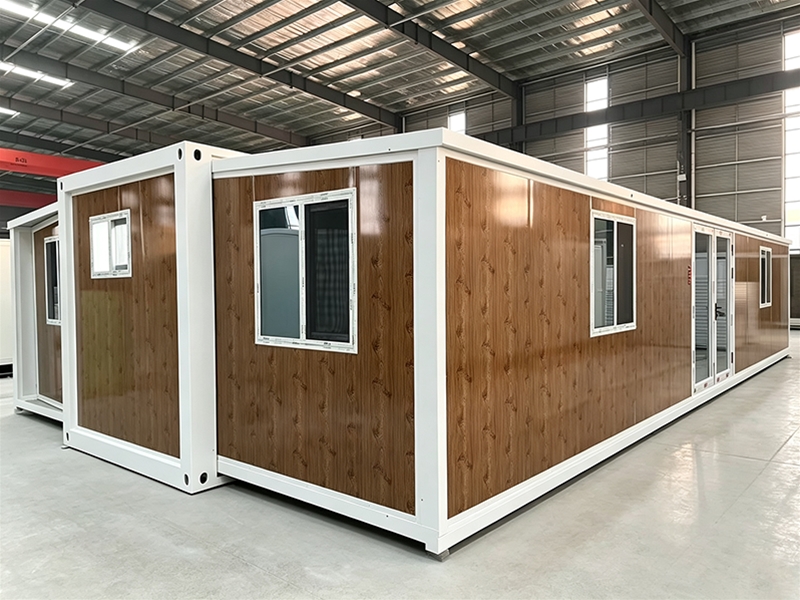 40-foot expandable container house 14