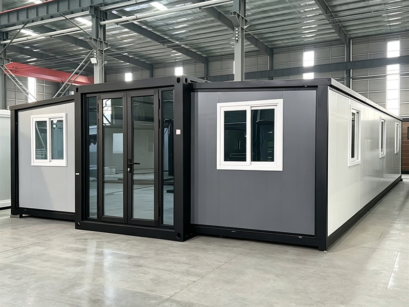 40-foot expandable container house 16