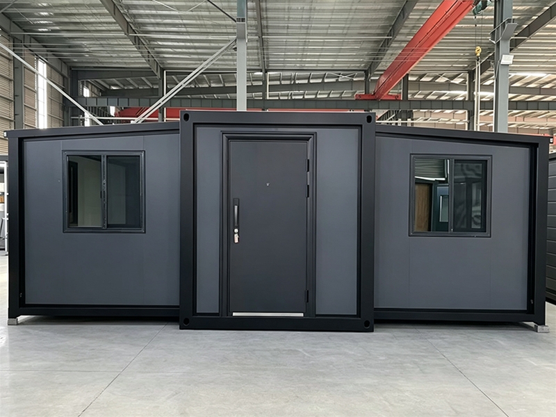 40-foot expandable container house 19
